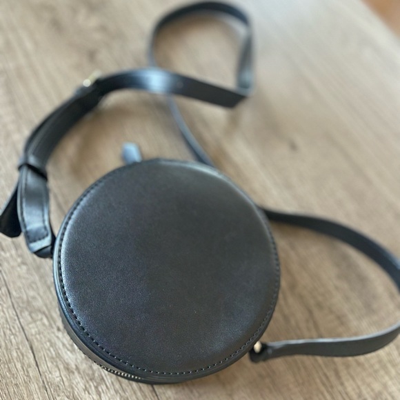 Mini GUESS crossbody - Picture 5 of 5